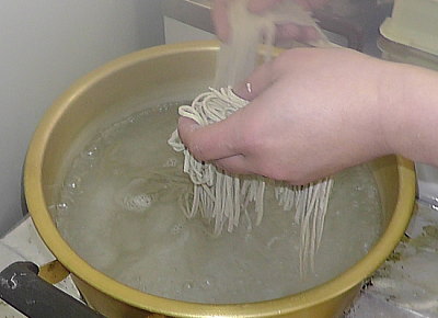 お蕎麦の美味しい茹で方