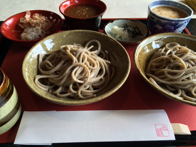 越前そば山路の越前おろし蕎麦ととろろ蕎麦のセット